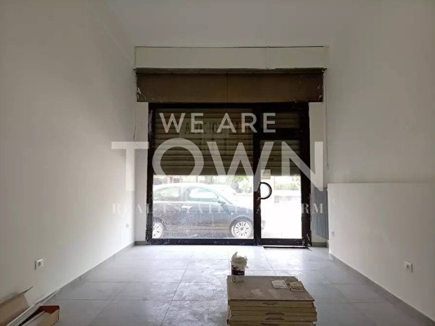 Immagine 3 di Negozio in affitto  in Viale Carlo Espinasse 84 a Milano