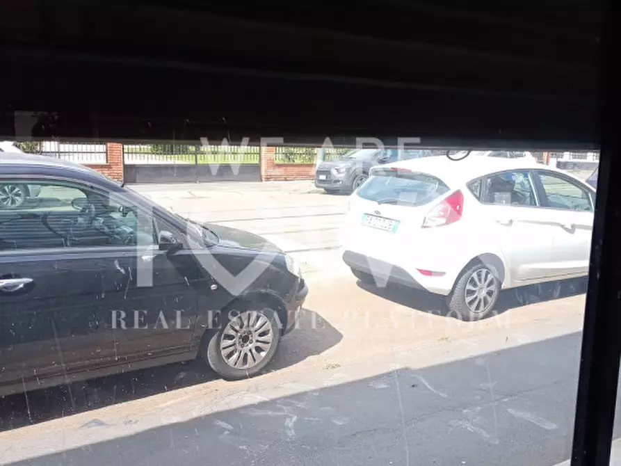 Immagine 20 di Negozio in affitto  in Viale Carlo Espinasse 84 a Milano