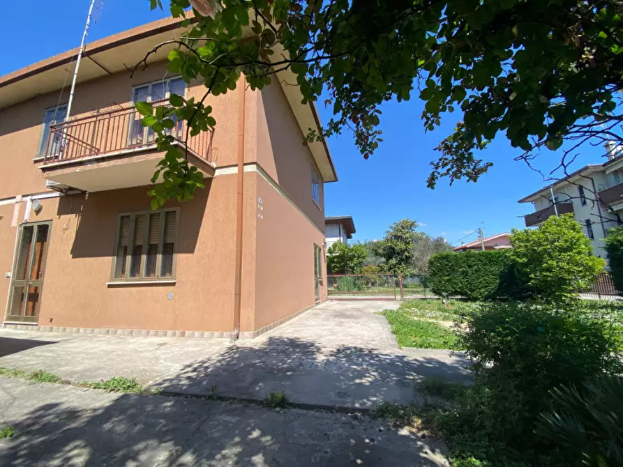 Immagine 4 di Casa bifamiliare in vendita  in Via Porta Valesella a Monselice