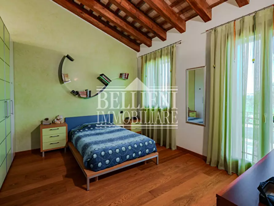 Immagine 14 di Villa in vendita  in Via Francesco Crispi a Costabissara