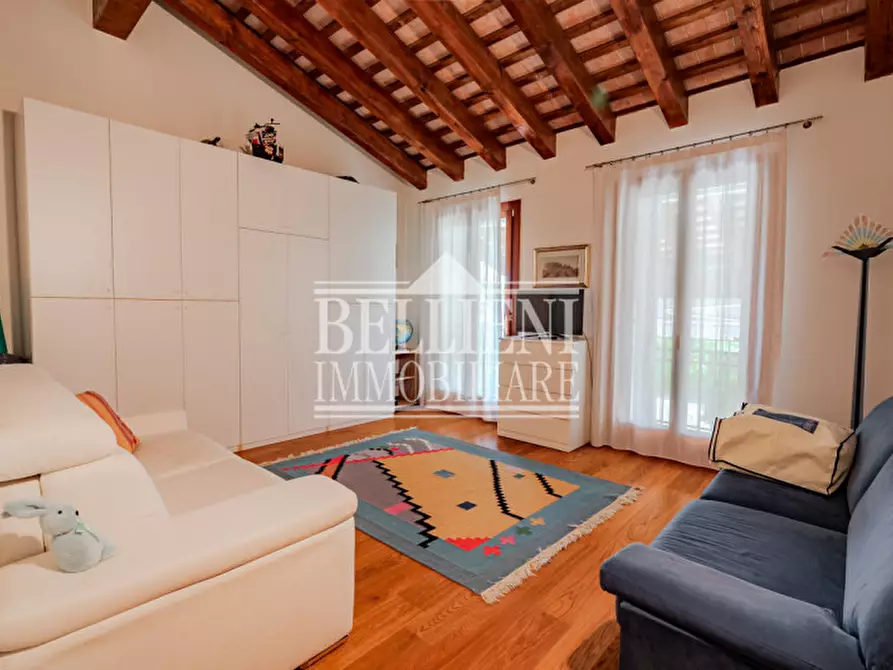 Immagine 16 di Villa in vendita  in Via Francesco Crispi a Costabissara