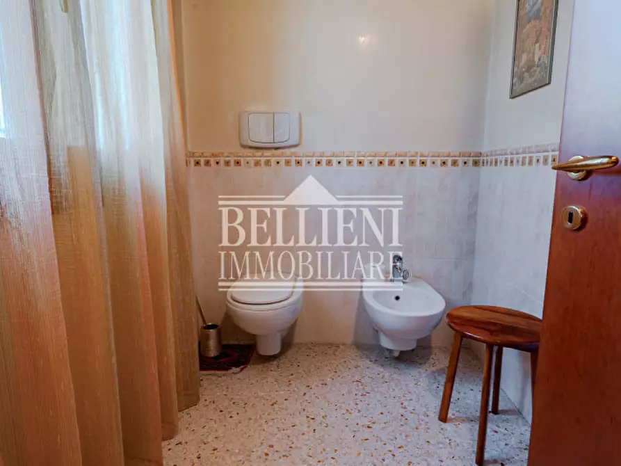 Immagine 22 di Villa in vendita  in Via Francesco Crispi a Costabissara