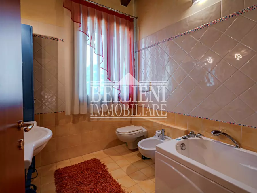 Immagine 24 di Villa in vendita  in Via Francesco Crispi a Costabissara