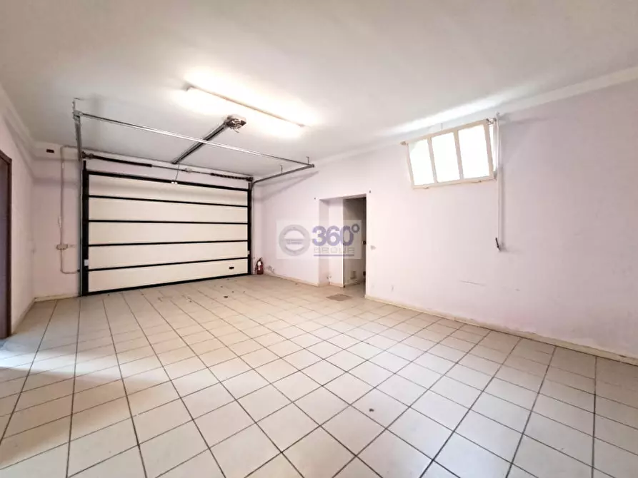Immagine 18 di Appartamento in vendita  in Via Marchiani a Passirano