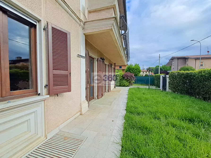 Immagine 26 di Appartamento in vendita  in Via Marchiani a Passirano