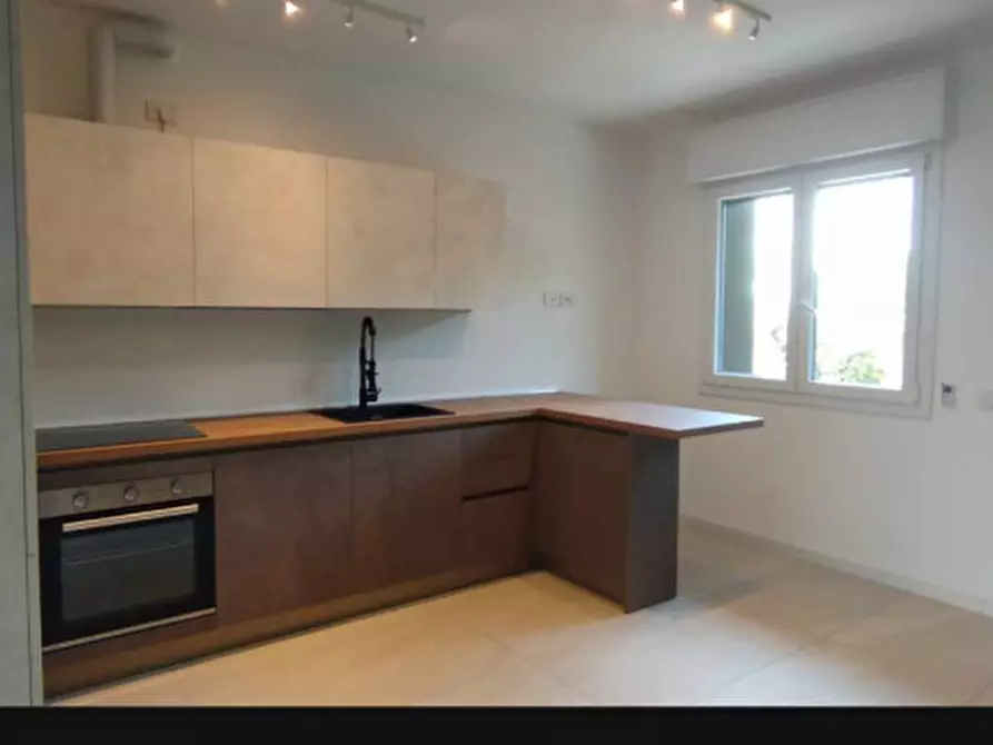 Immagine 5 di Appartamento in affitto  a Santarcangelo Di Romagna