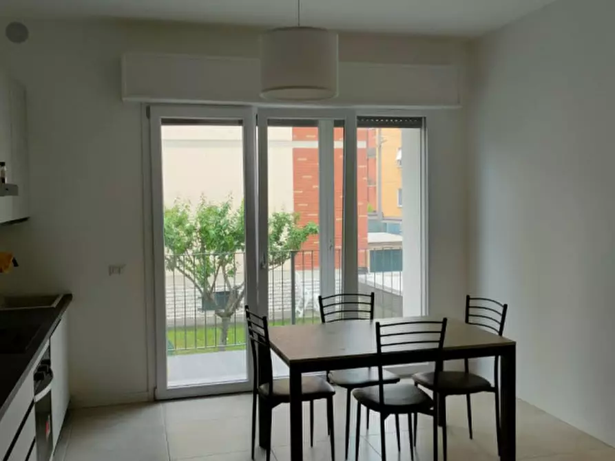 Immagine 3 di Camera in affitto  in Via Marco Aurelio Cavedagni, 10 a Parma