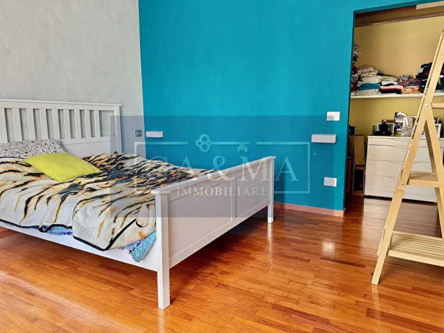 Immagine 16 di Appartamento in vendita  a Parma