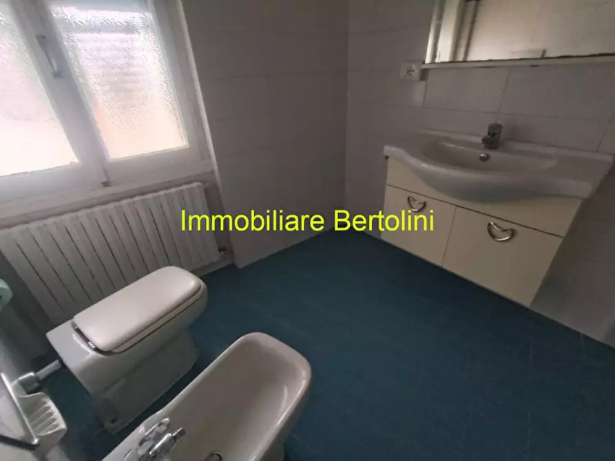 Immagine 17 di Appartamento in vendita  in CORSO INGLESI a San Remo