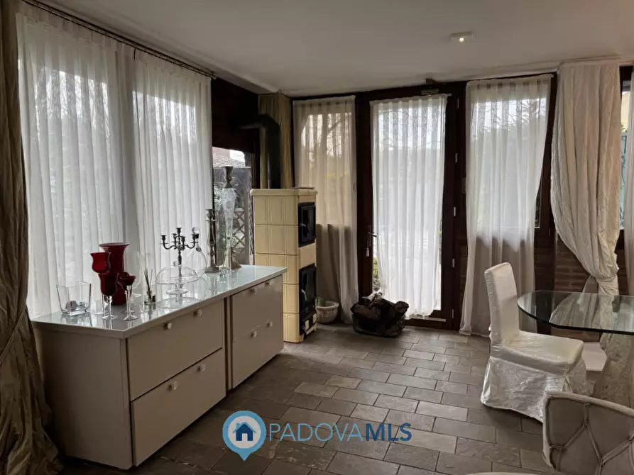 Immagine 4 di Villa in affitto  in Via Friuli a Padova