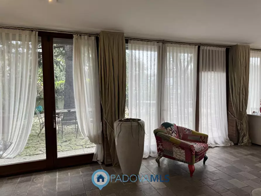 Immagine 9 di Villa in affitto  in Via Friuli a Padova