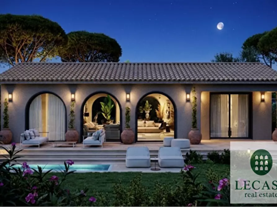 Immagine 2 di Villa in vendita  in Via Giovanni Agnelli a Forte Dei Marmi