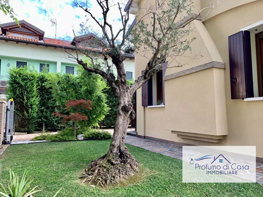 Immagine 44 di Villa in vendita  in Via Santo Stefano a Vigonza
