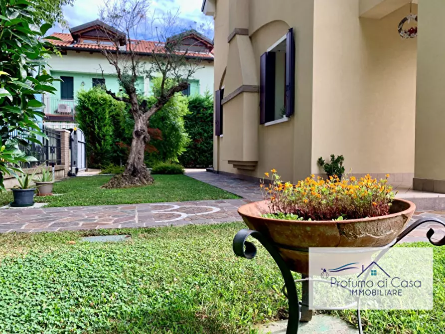 Immagine 46 di Villa in vendita  in Via Santo Stefano a Vigonza