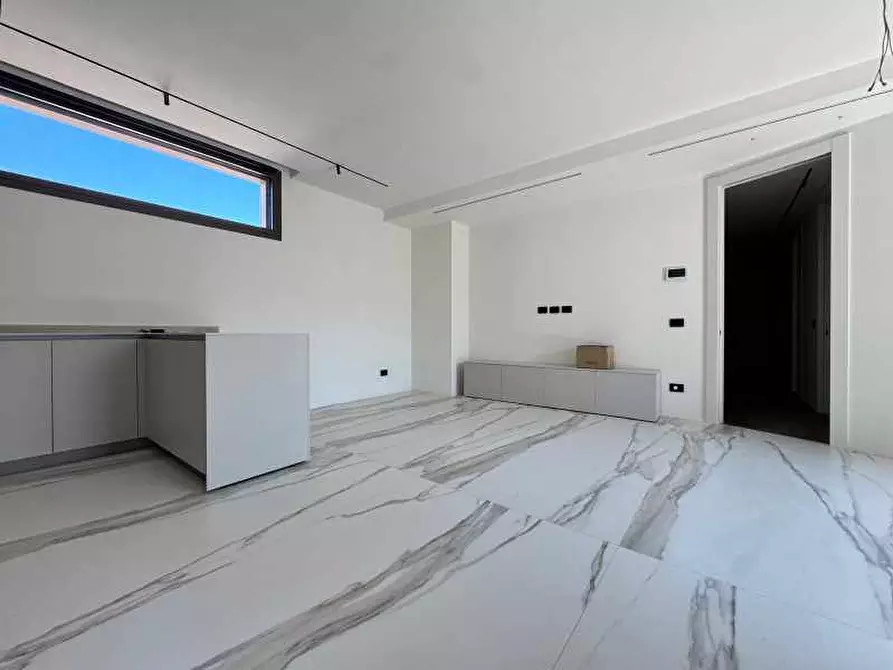 Immagine 3 di Appartamento in affitto  a Santarcangelo Di Romagna