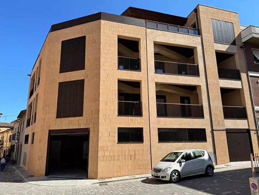 Immagine 19 di Appartamento in affitto  a Santarcangelo Di Romagna