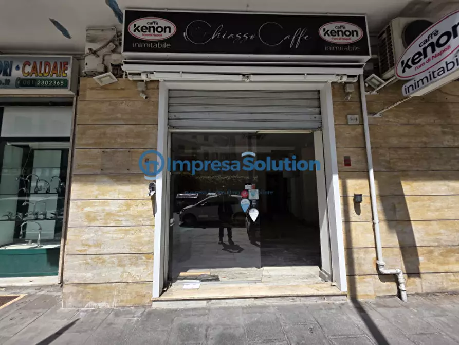 Immagine 3 di Negozio in affitto  in Via Diocleziano a Napoli