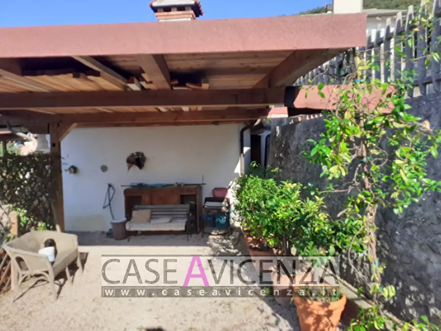 Immagine 7 di Villa in vendita  in Via Chiesa a Nanto