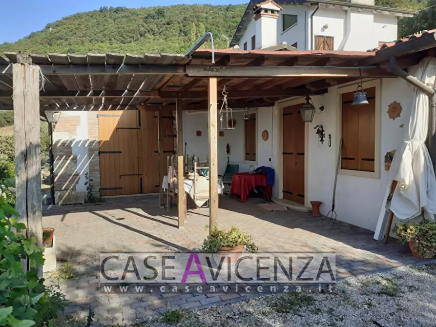 Immagine 8 di Villa in vendita  in Via Chiesa a Nanto