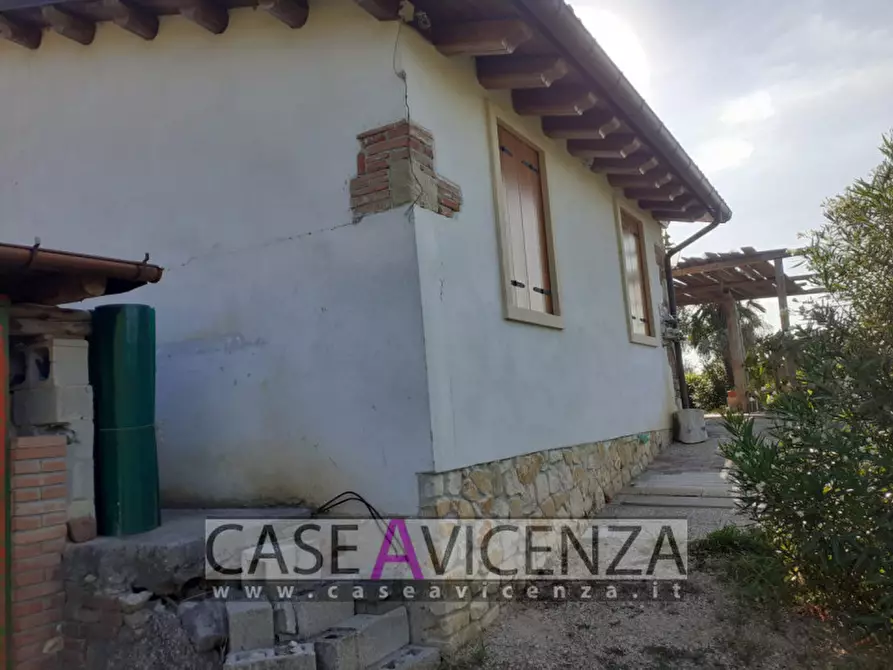 Immagine 10 di Villa in vendita  in Via Chiesa a Nanto