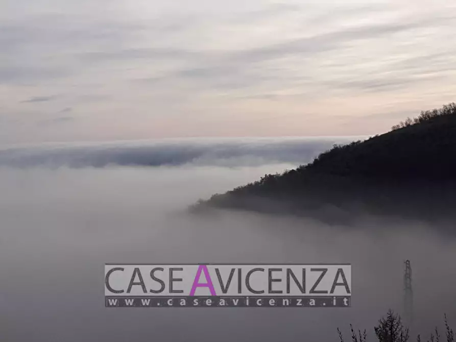 Immagine 16 di Villa in vendita  in Via Chiesa a Nanto