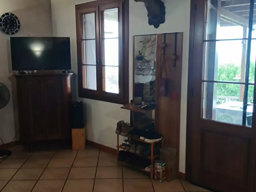 Immagine 24 di Villa in vendita  in Via Chiesa a Nanto