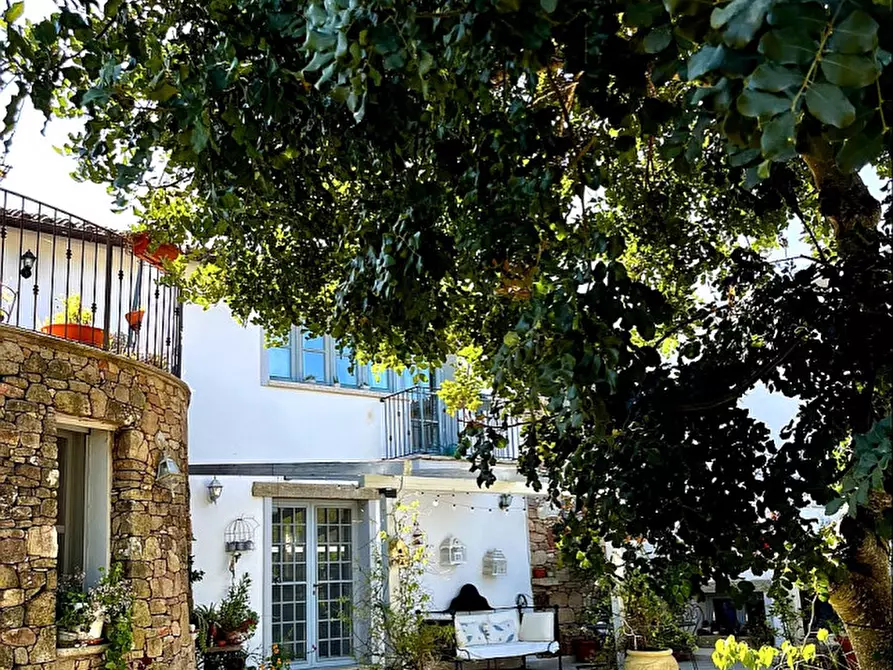 Immagine 9 di Villa in vendita  in VIA SOLE RUIU a Olbia