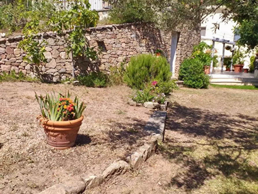 Immagine 34 di Villa in vendita  in VIA SOLE RUIU a Olbia