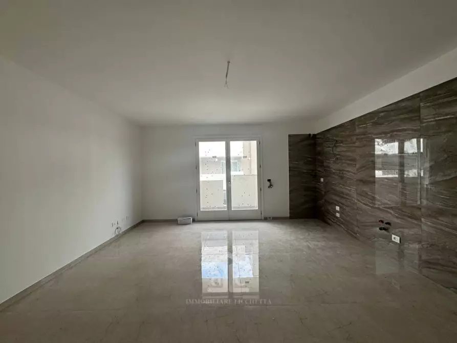 Immagine 14 di Appartamento in vendita  in via san pietro in lama a Lecce