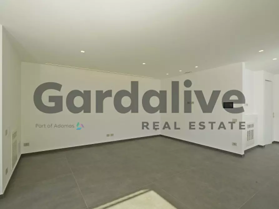 Immagine 6 di Villa in vendita  in Via San Martino a Manerba Del Garda