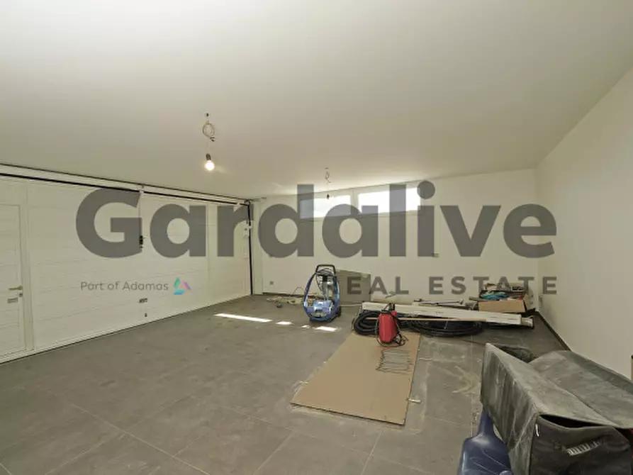 Immagine 27 di Villa in vendita  in Via San Martino a Manerba Del Garda