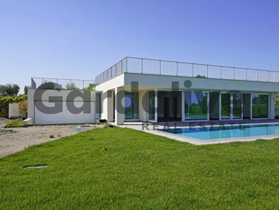 Immagine 34 di Villa in vendita  in Via San Martino a Manerba Del Garda