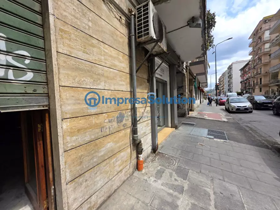 Immagine 3 di Negozio in vendita  in Via Diocleziano a Napoli