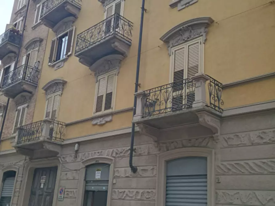 Immagine 4 di Negozio in vendita  in Corso Svizzera 145 a Torino