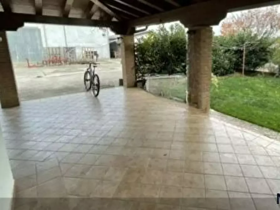 Immagine 4 di Casa bifamiliare in vendita  in Via Selve, 48 a Mogliano Veneto