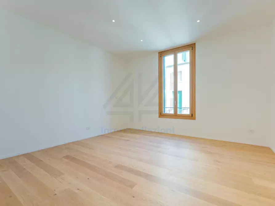 Immagine 8 di Appartamento in vendita  in via degli Zabarella 24 Padova a Padova