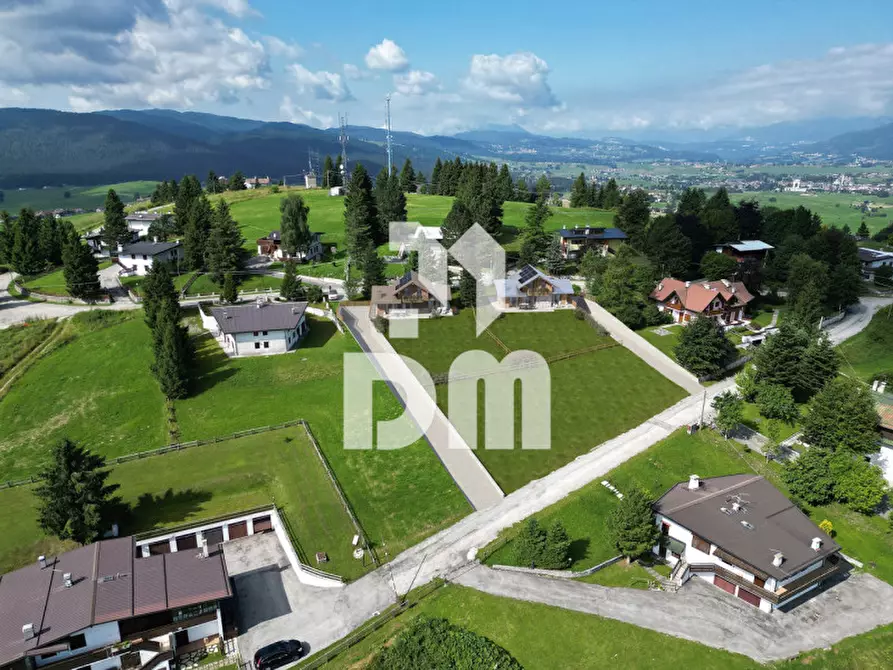 Immagine 4 di Villa in vendita  in Via Wasserkuppe a Gallio