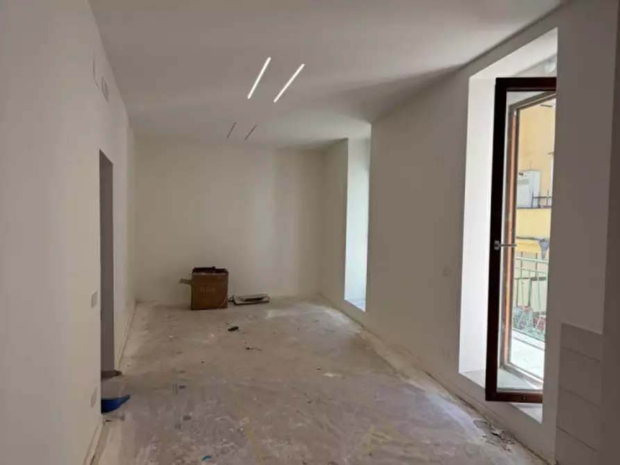 Immagine 3 di Appartamento in vendita  in Via Carlo Santoro, 4 a Salerno