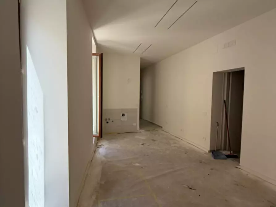 Immagine 4 di Appartamento in vendita  in Via Carlo Santoro, 4 a Salerno