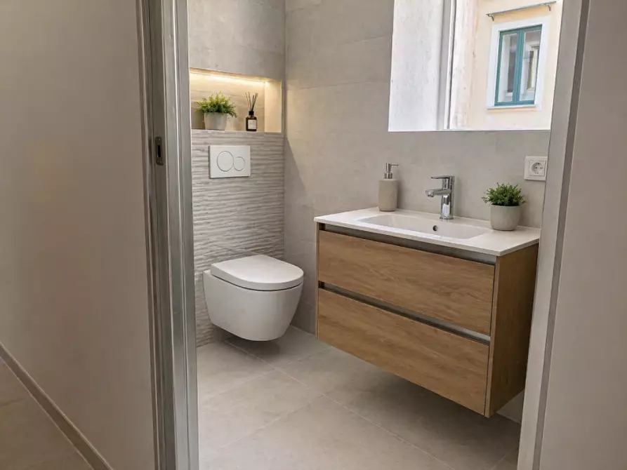 Immagine 8 di Appartamento in vendita  in Via Carlo Santoro, 4 a Salerno
