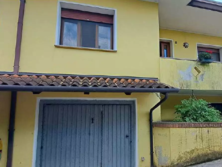 Immagine 3 di Casa bifamiliare in vendita  in Via Gorizia, 12 a Prata Di Pordenone