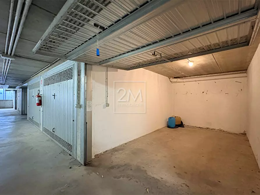 Immagine 1 di Garage in vendita  in Via Vittorio Veneto a Mozzecane