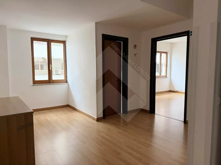 Immagine 2 di Ufficio in vendita  in Via Pisani, 65 a Andria