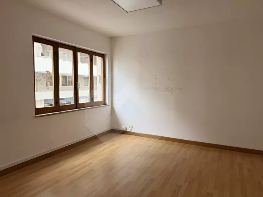 Immagine 3 di Ufficio in vendita  in Via Pisani, 65 a Andria