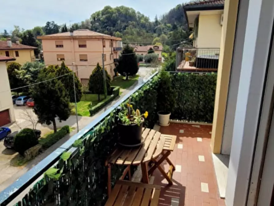Immagine 3 di Appartamento in vendita  in via Tommaseo a Torreglia