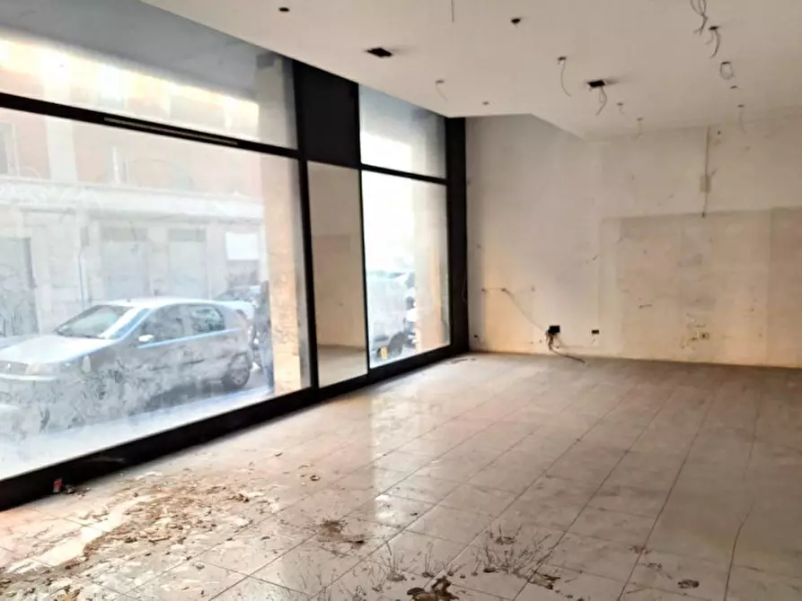 Immagine 8 di Negozio in vendita  in Corso Carlo Alberto, 23, 60127 Ancona AN, Italia a Ancona