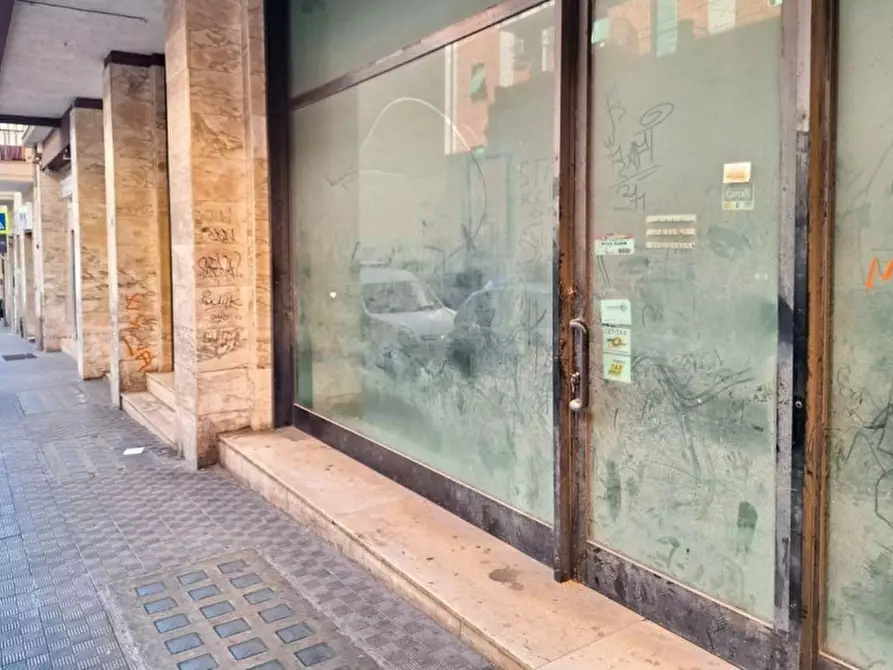 Immagine 12 di Negozio in vendita  in Corso Carlo Alberto, 23, 60127 Ancona AN, Italia a Ancona