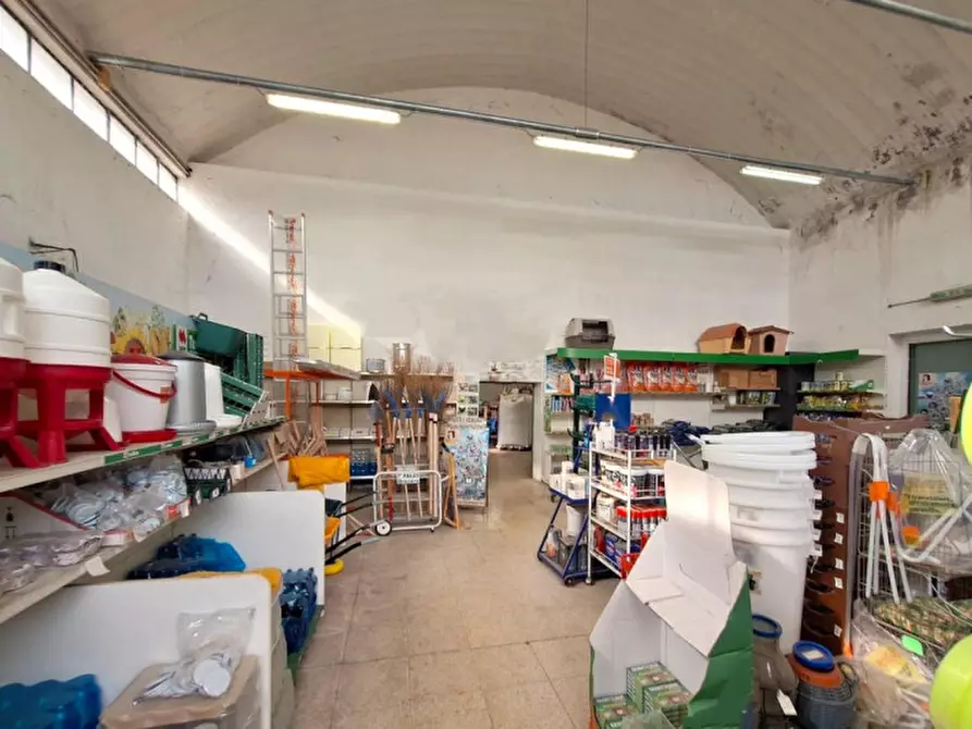 Immagine 6 di Capannone industriale in vendita  in Via Perugina, 06024 Gubbio PG, Italia a Gubbio