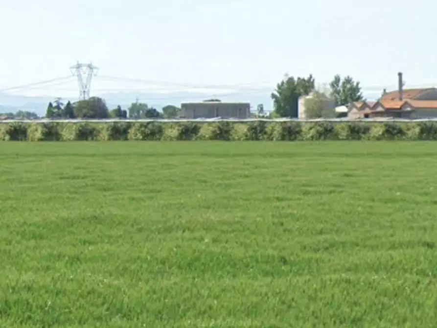 Immagine 2 di Terreno in vendita  in Via Del Sale, 48125 Ravenna RA, Italia a Ravenna