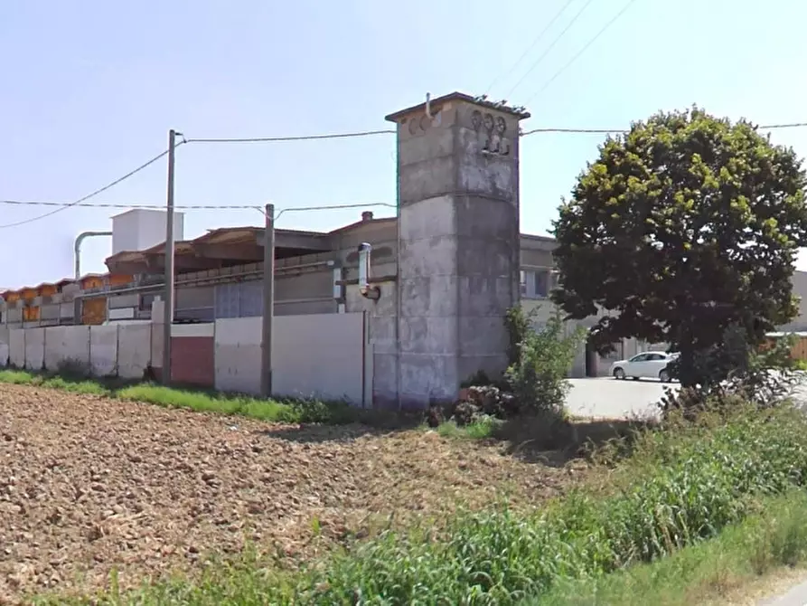 Immagine 3 di Magazzino in vendita  in Via Serachieda, 1, 47122 Casemurate FC, Italia a Forli'
